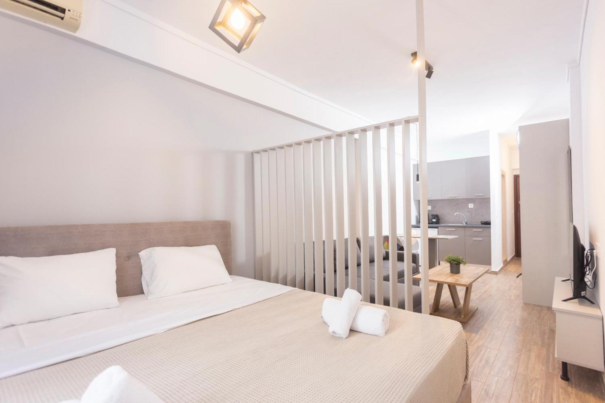 Downtown Seaside Studios เทสซาโลนิกิ ภายนอก รูปภาพ